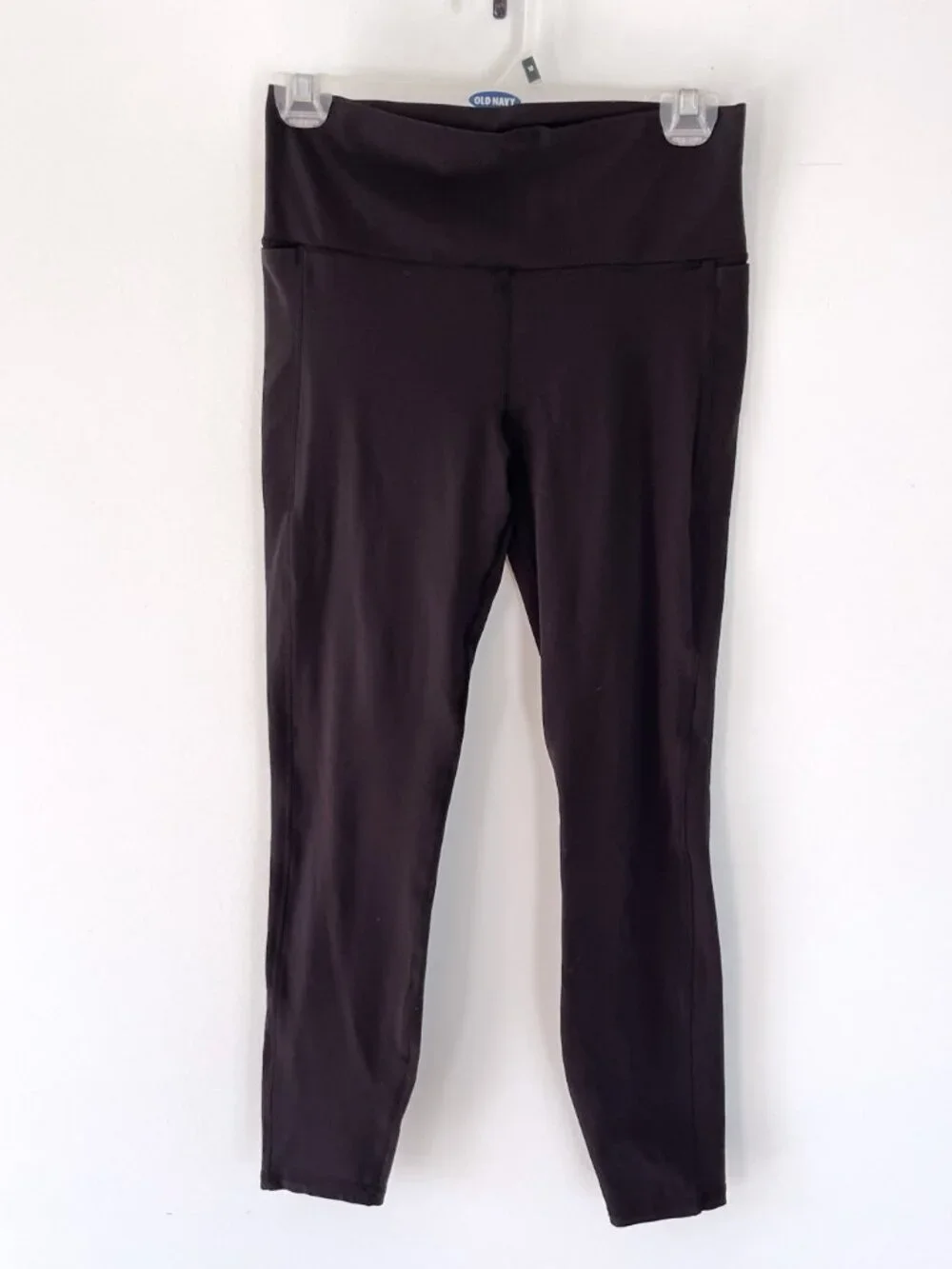 Vuori Studio Pocket Legging - Picture 4 of 10